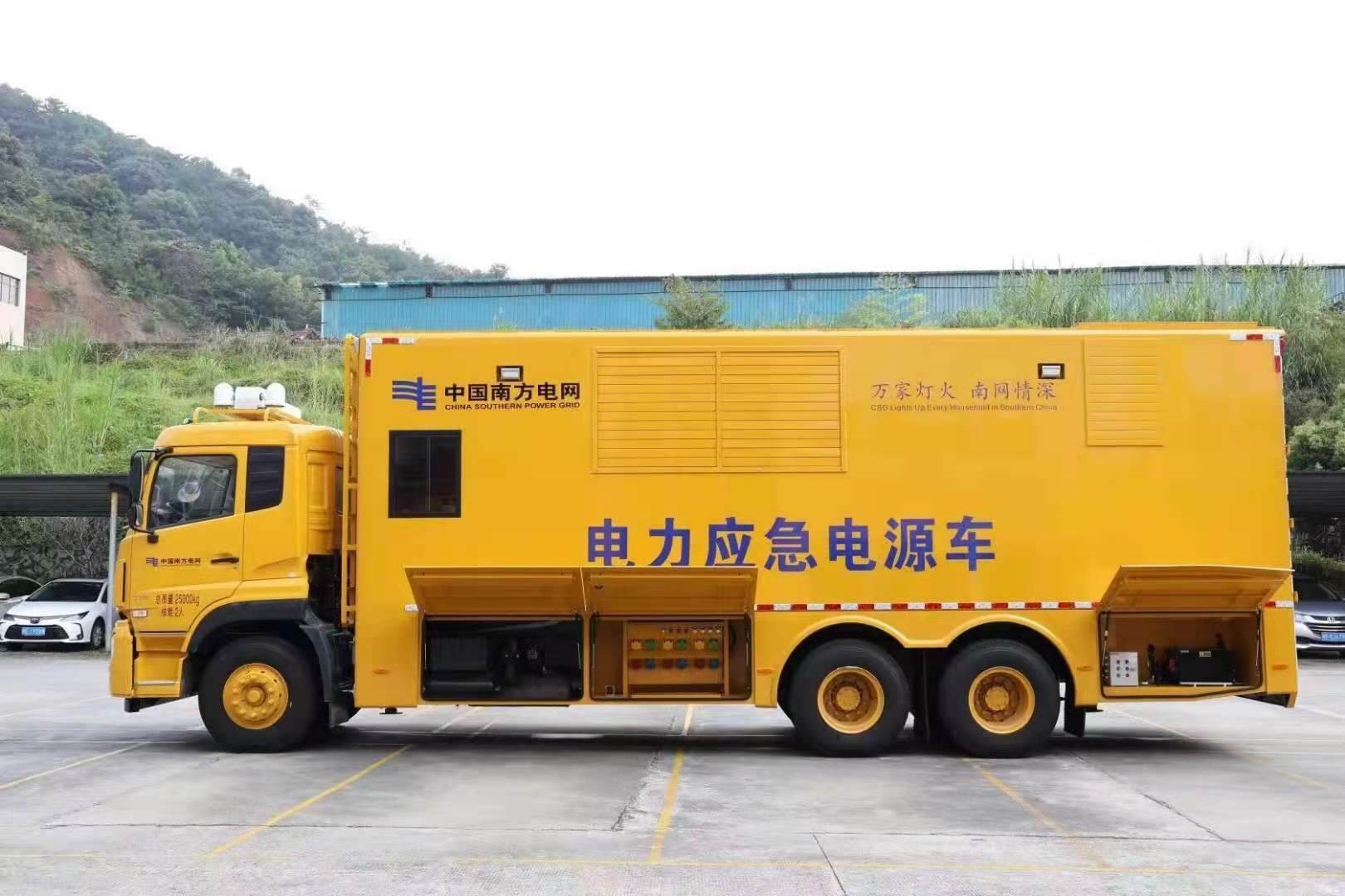 云岩安康大型柴油发电机发电车UPS电源出租租赁